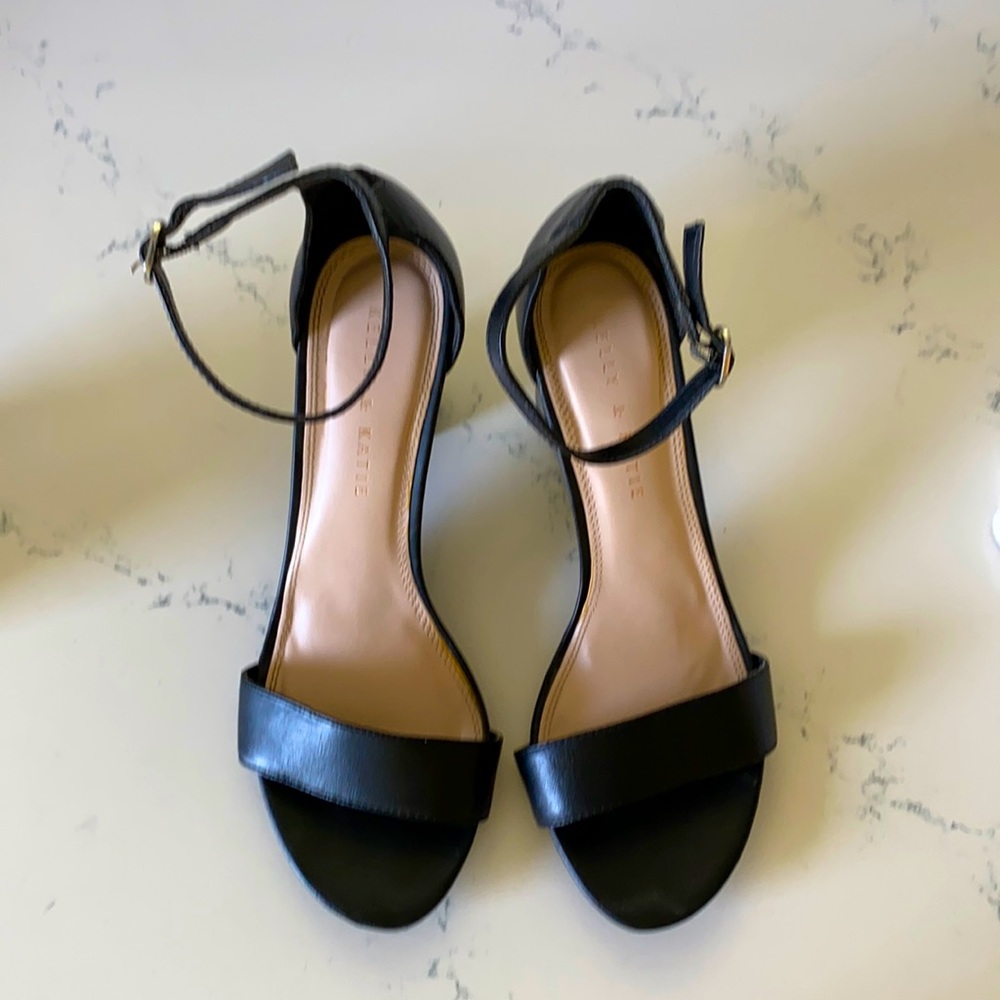 Kate and Kellie sandal with heel